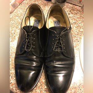 Men’s Bostonian black leather shoes in size 10.